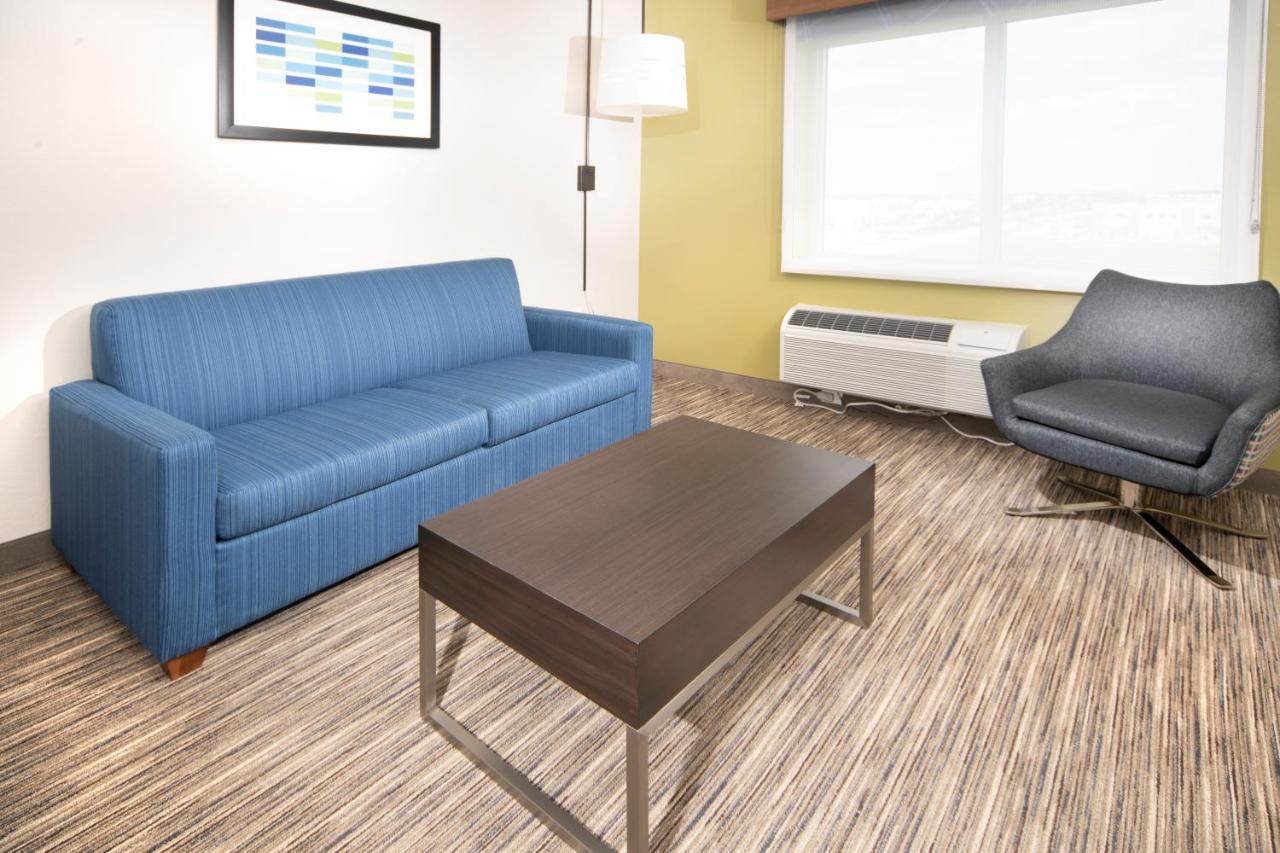 Holiday Inn Express & Suites - Fort Myers Airport By Ihg Exteriör bild